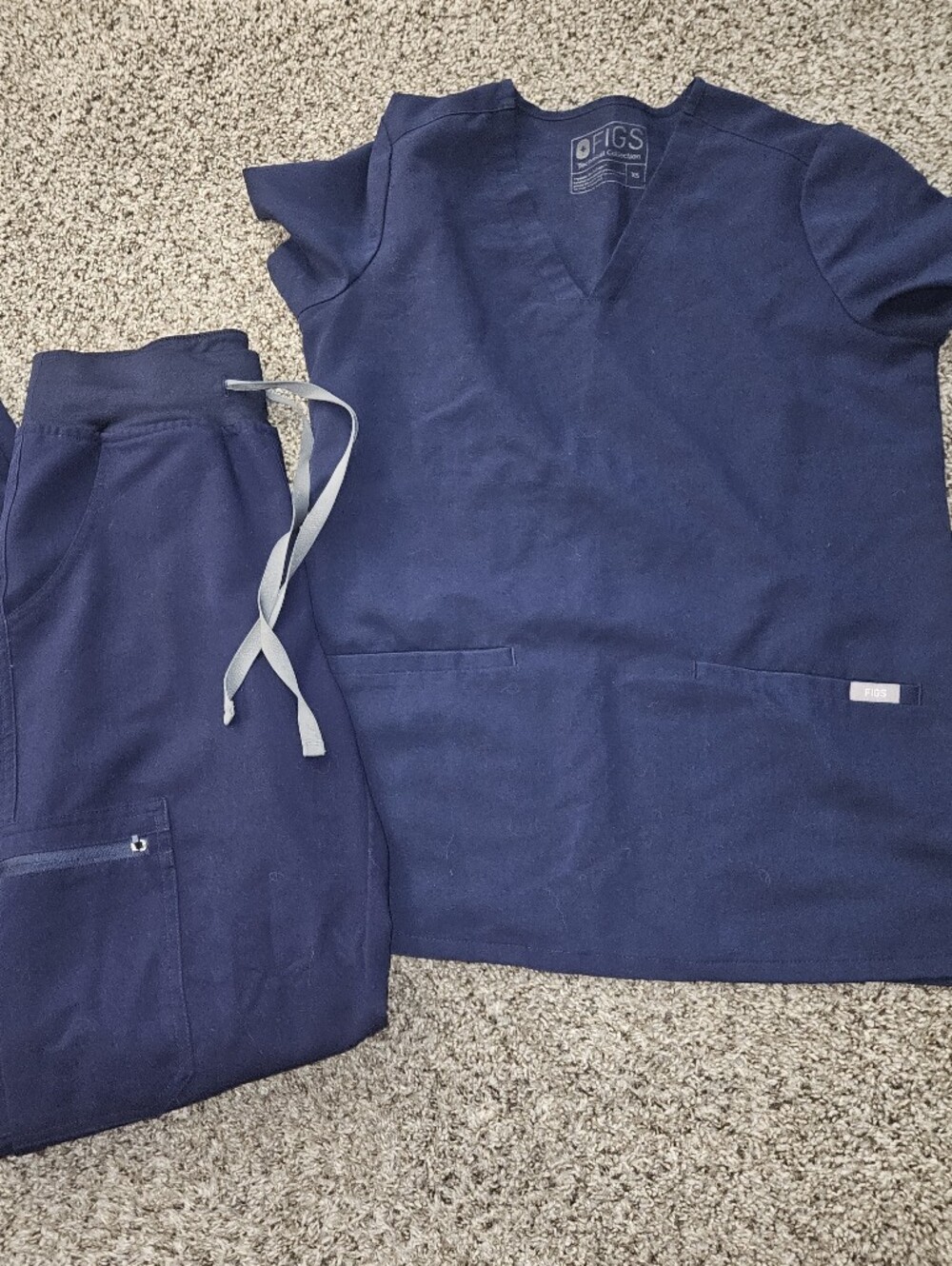 Navy Figs Scrub Set